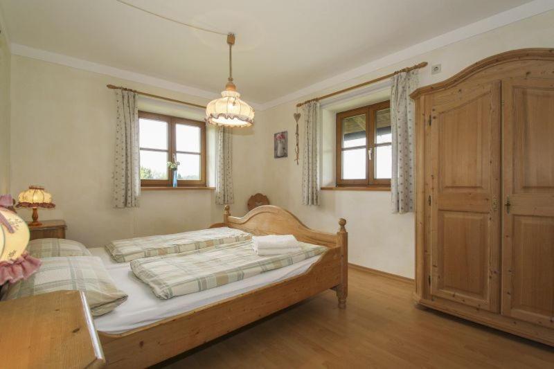 Ferienwohnungen Reiter Kirchanschoring 部屋 写真